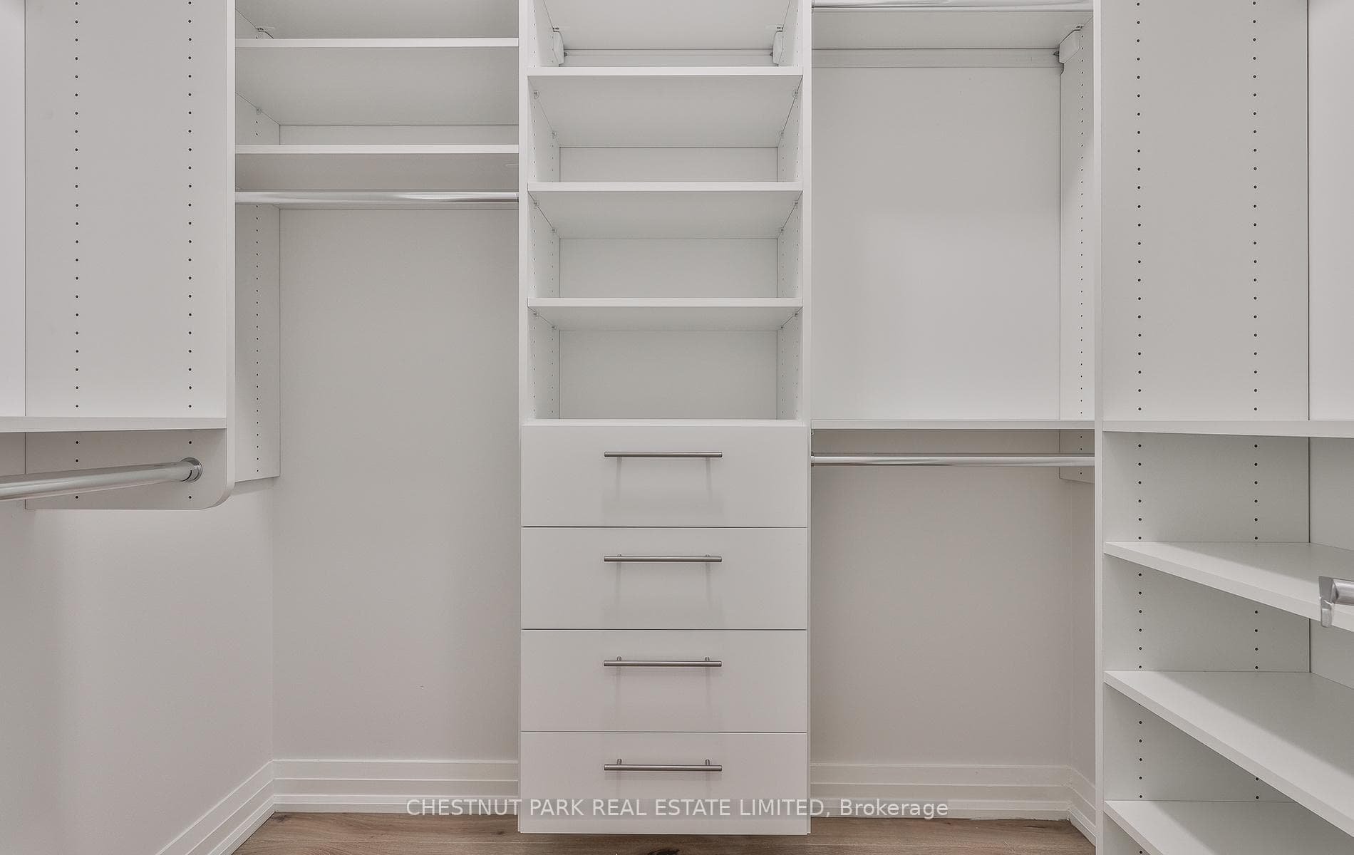 walk-in closet