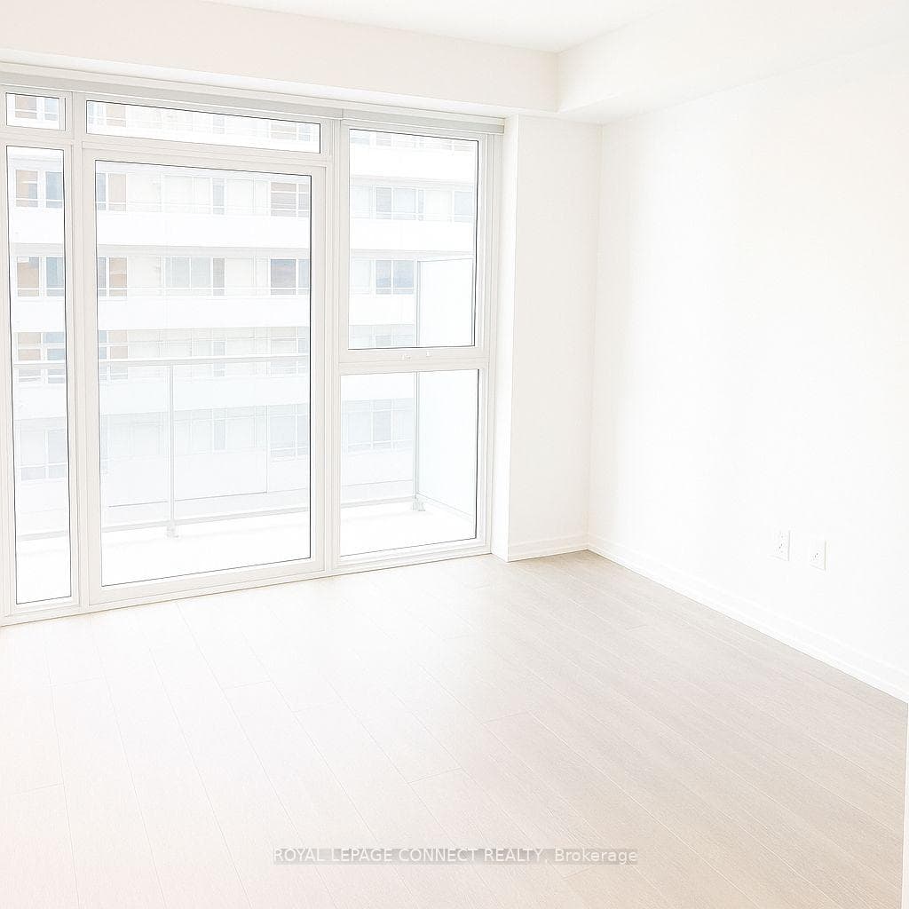 20 Richardson Street Unit 613 photo 5