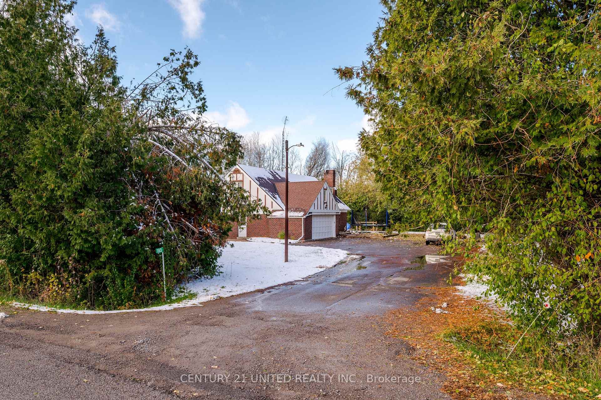 193 Kenedon Drive photo 4