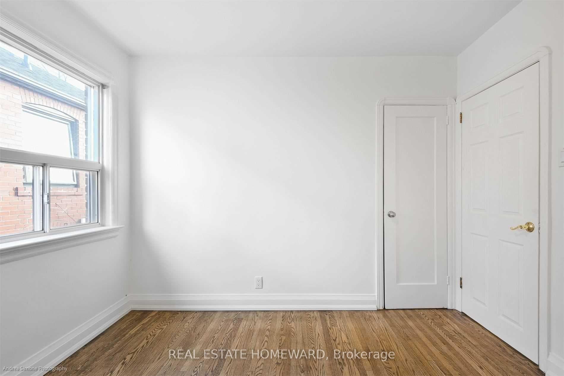 45 Edge Park Avenue photo 10