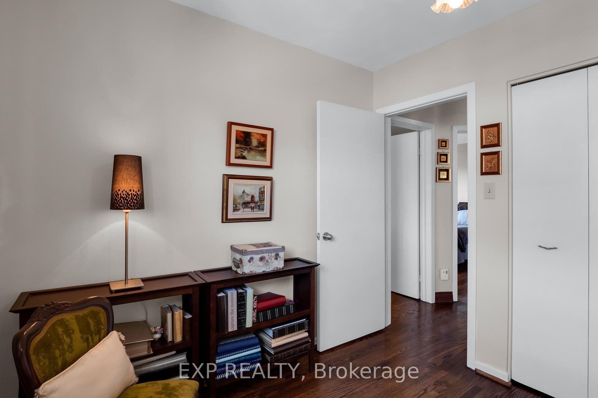 307 Driftwood Avenue photo 24