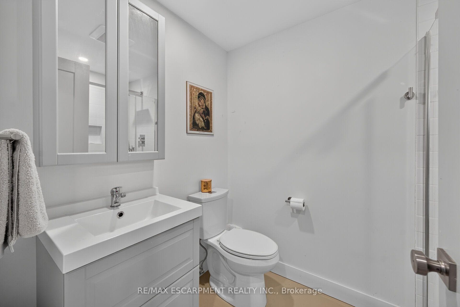 964 South Coast Drive photo 27