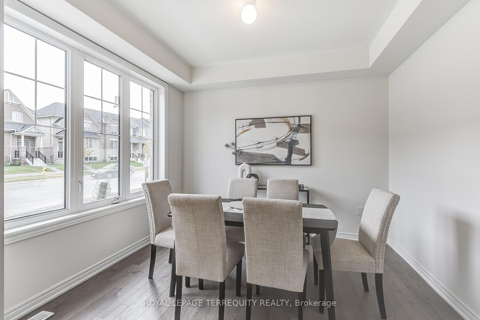 313 Coronation Road photo 8