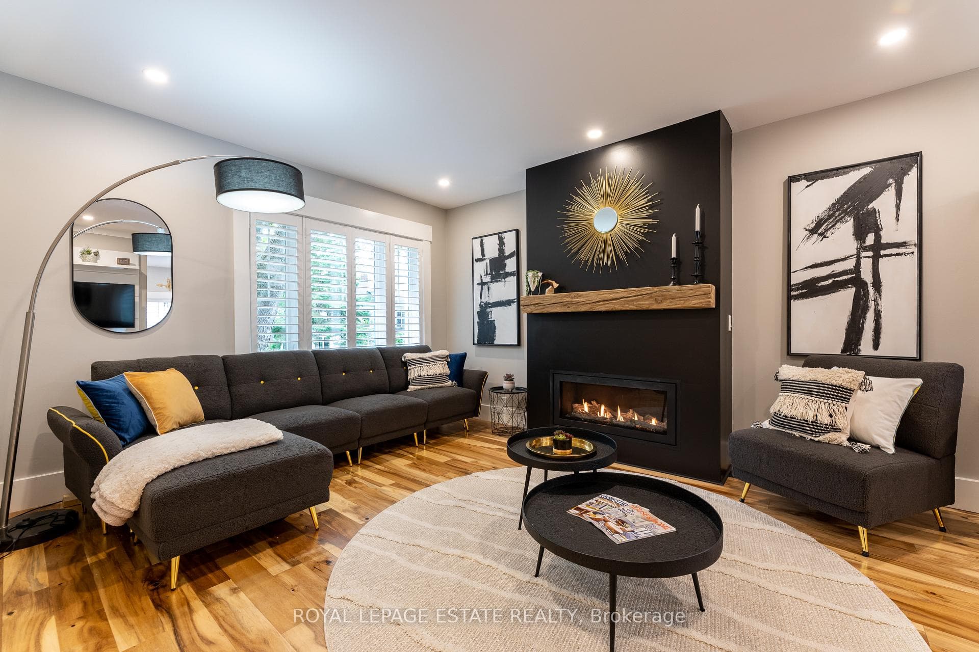 18 Cedar Avenue photo 3