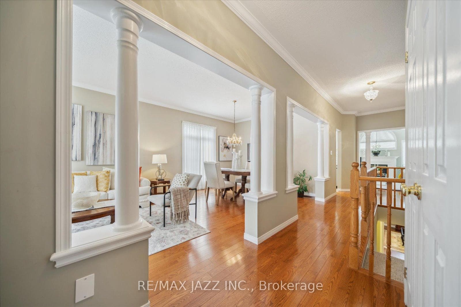865 Greenleaf Circle photo 5