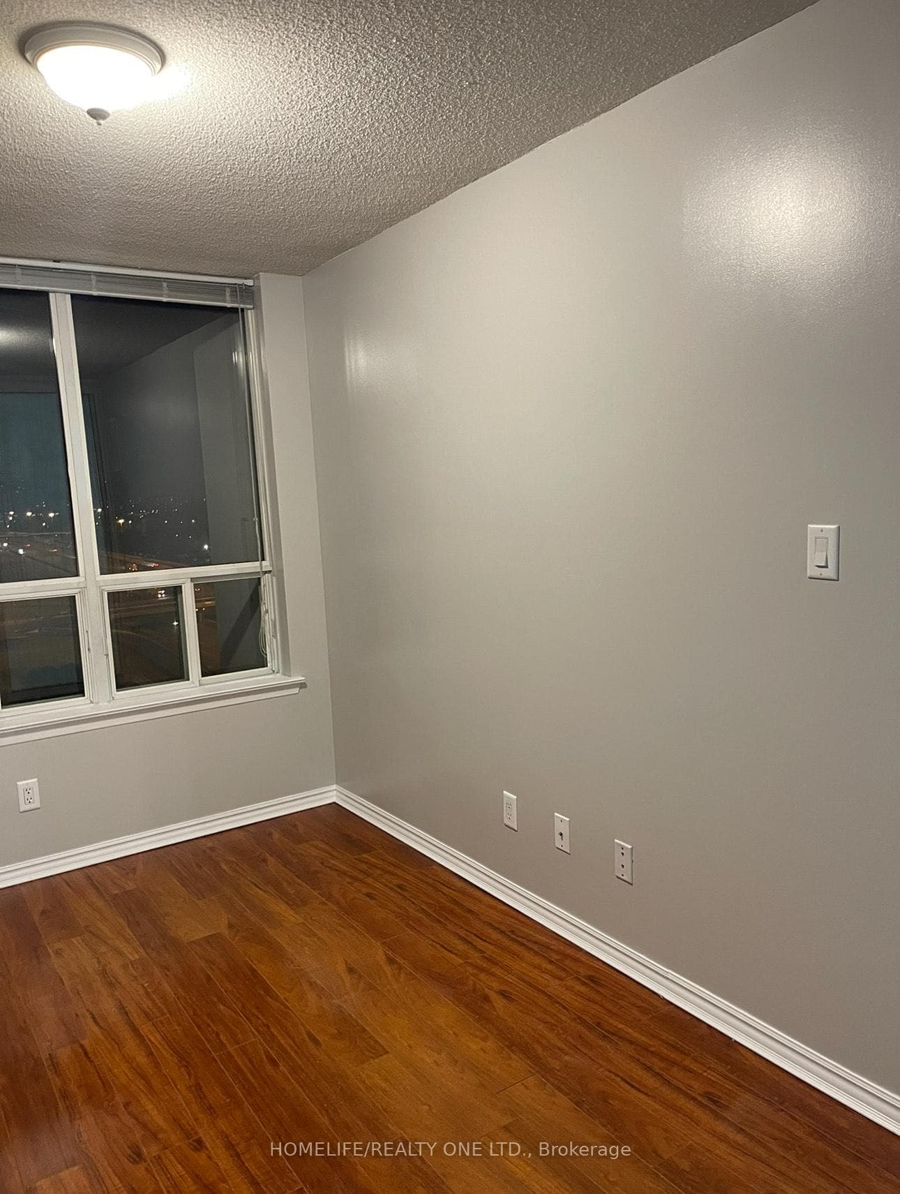 88 Corporate Drive Unit 2009 photo 11
