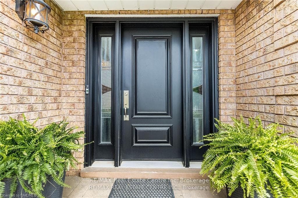 53 SAMUEL Crescent photo 36