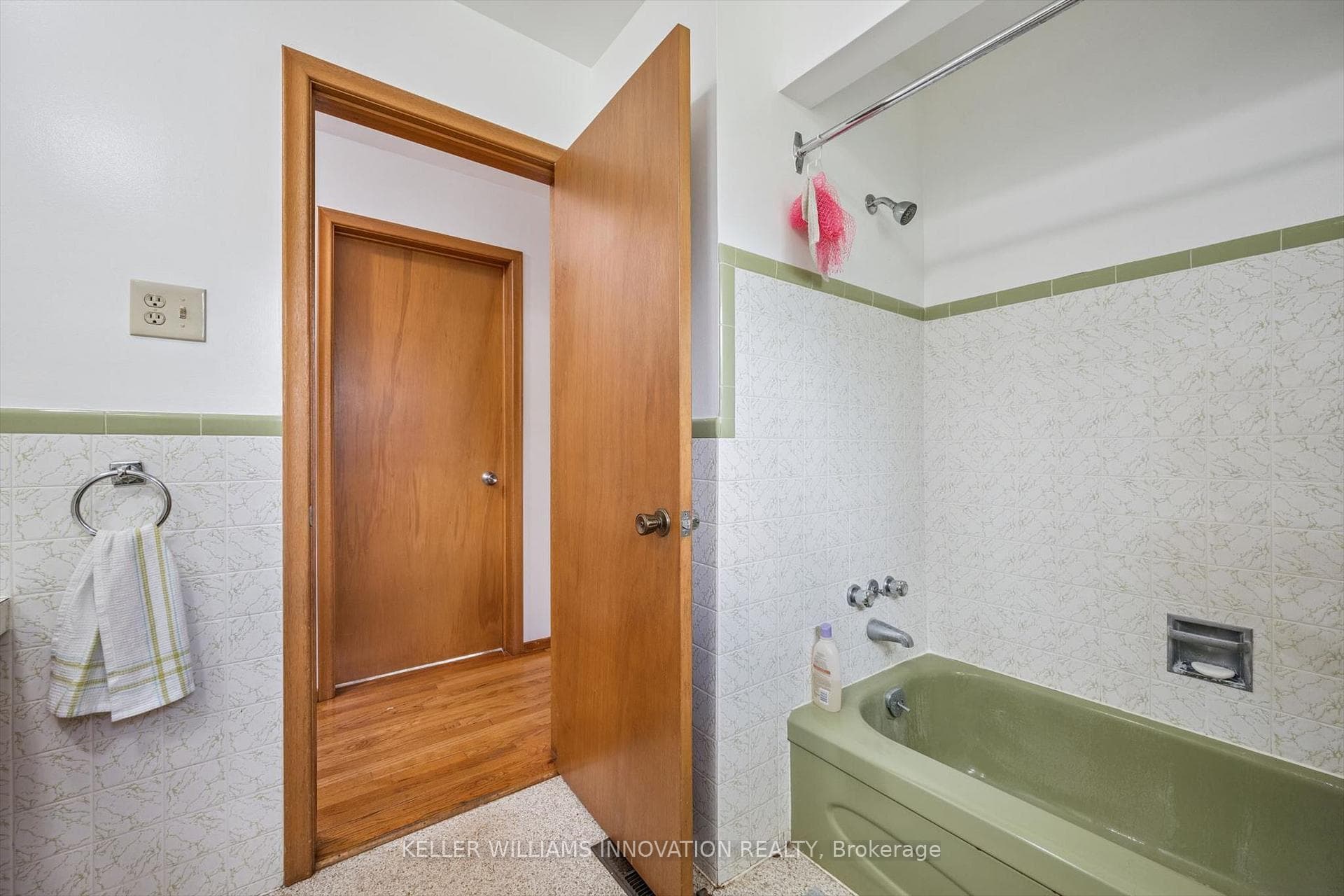 1200 Ottawa Street photo 20