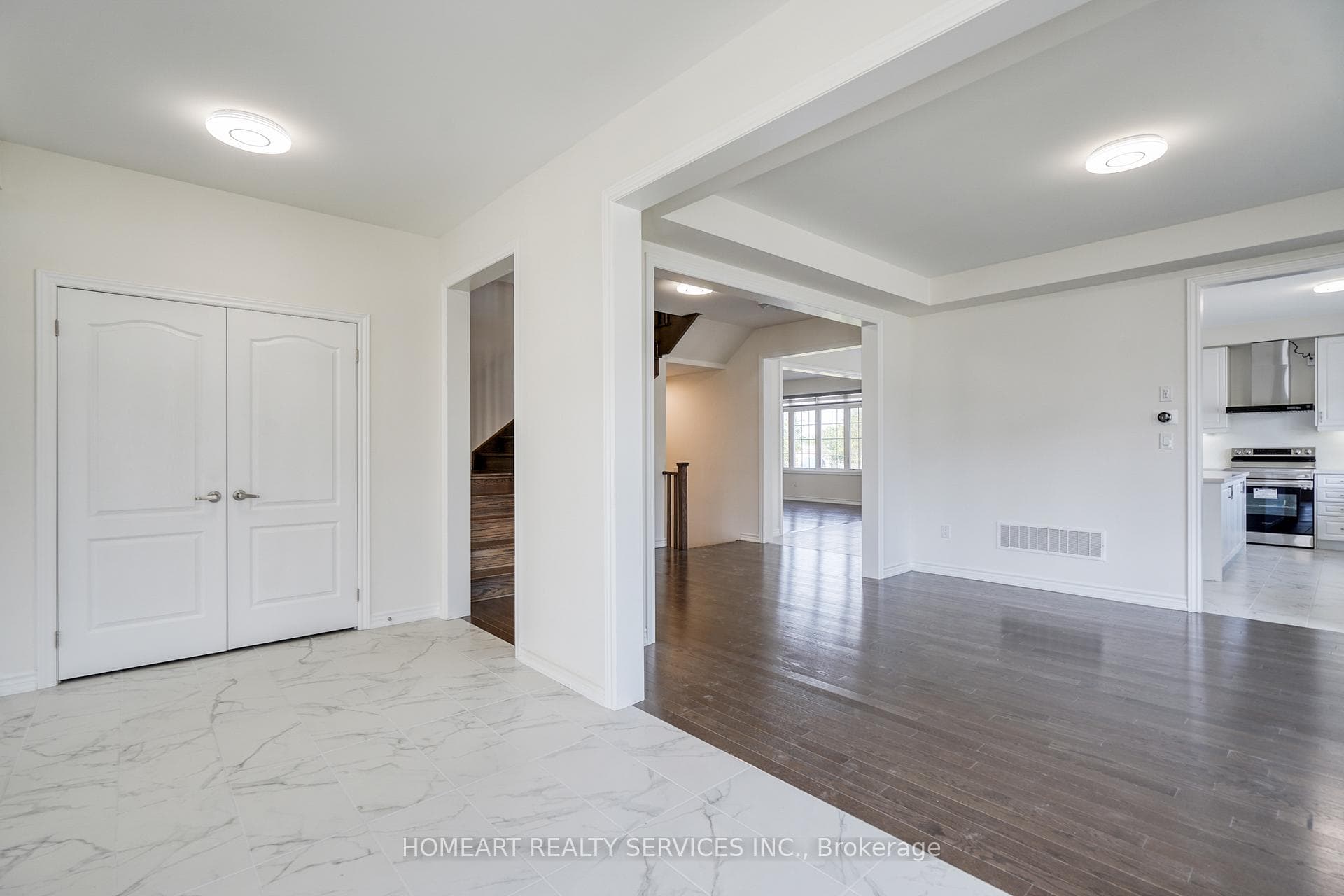 1 Connell Drive photo 4