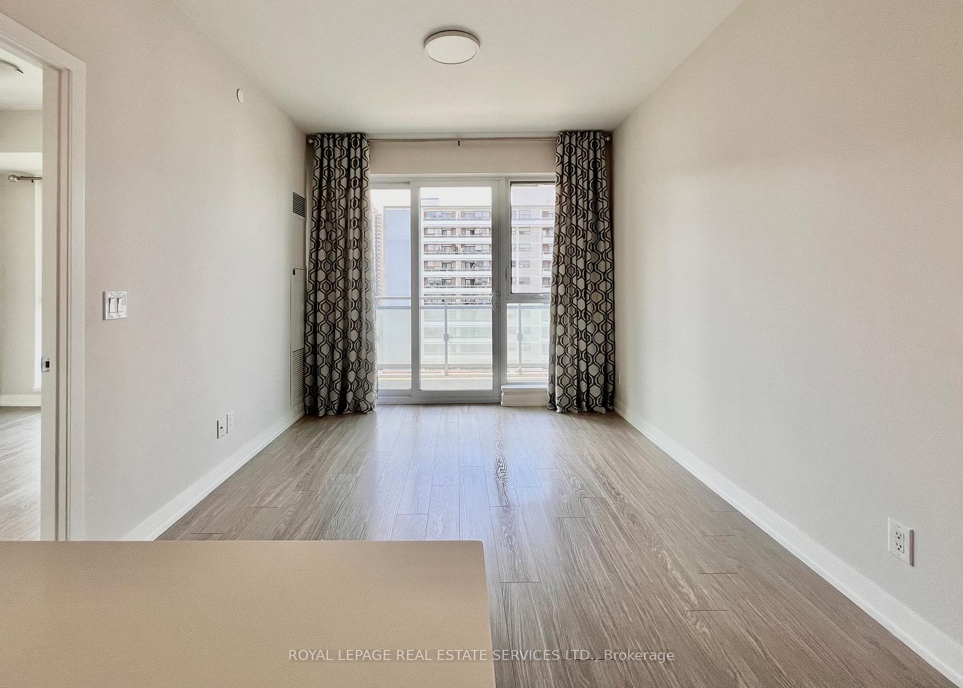 1830 Bloor Street Unit 1117 photo 13