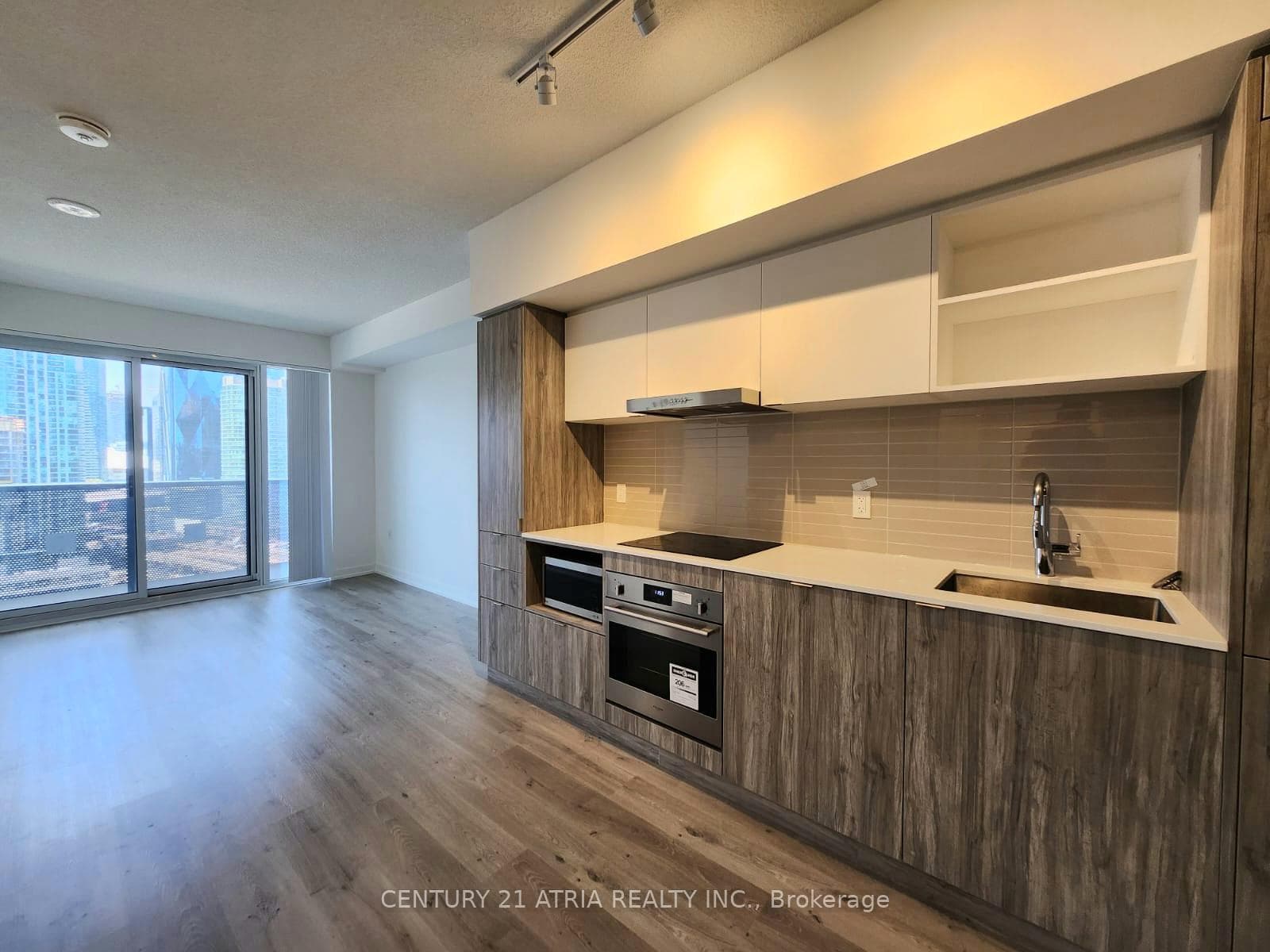138 Downes Street Unit 2112 photo 11