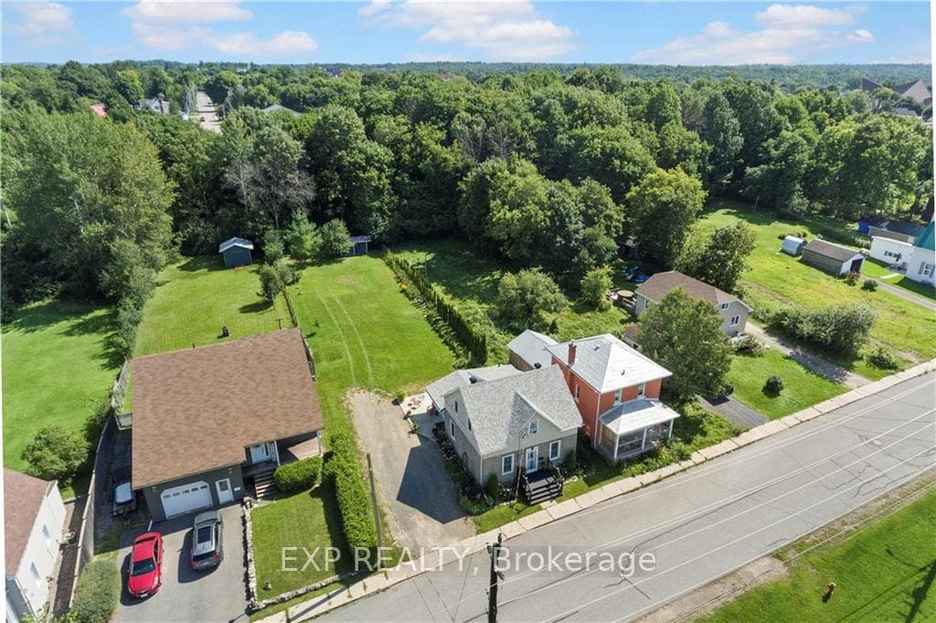 79 MUTUAL Avenue photo 6