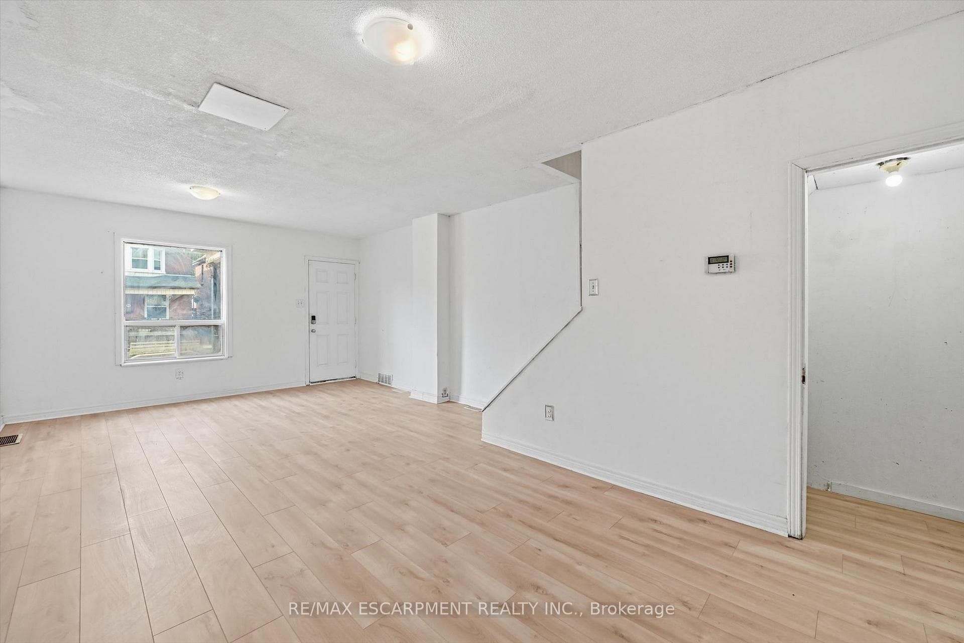 761 Cannon Street photo 7