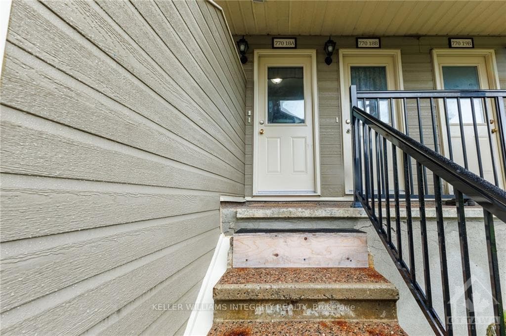 770 ST ANDRE Drive Unit 18A photo 22