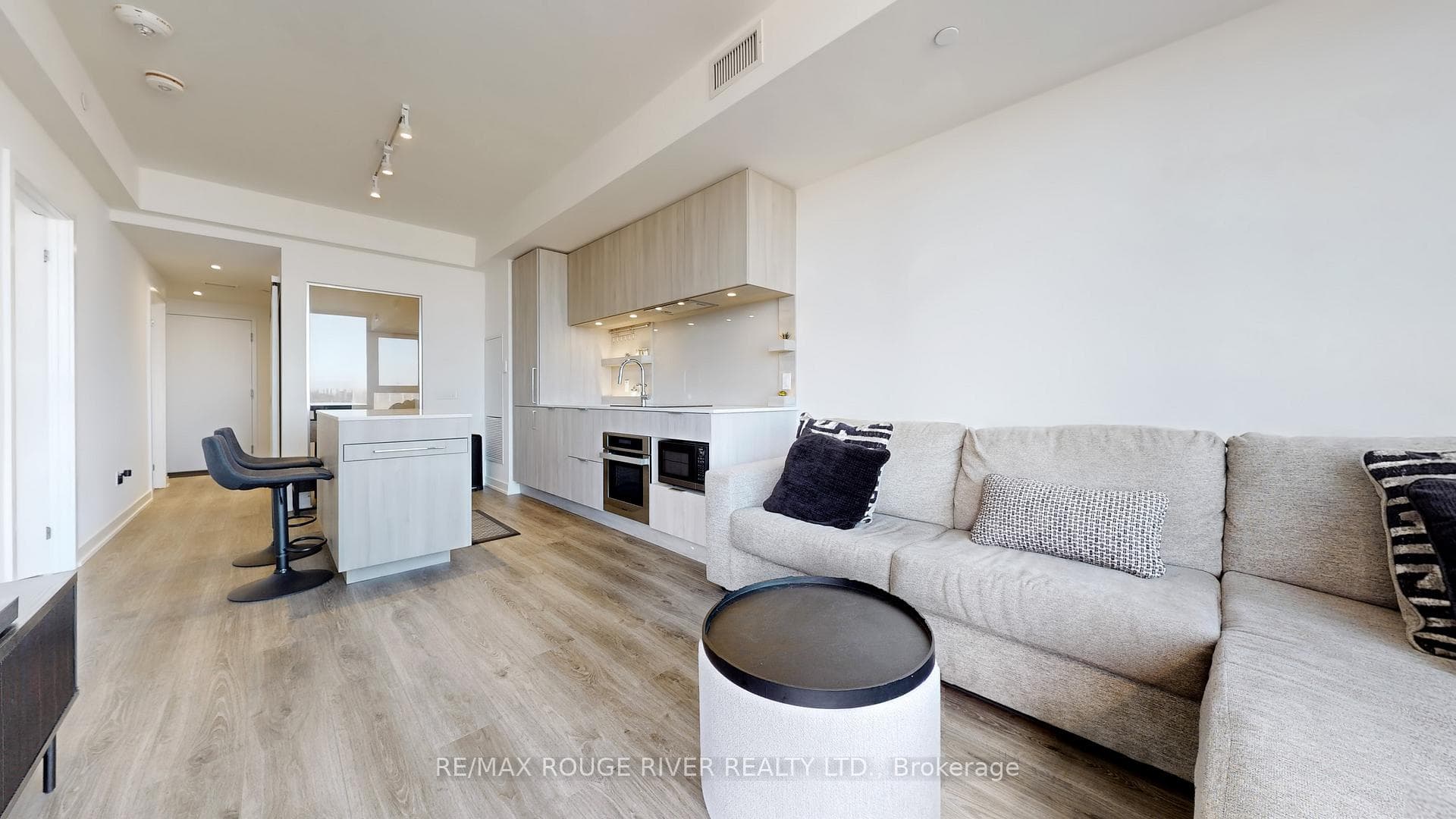 28 Ann Street Unit 503 photo 5
