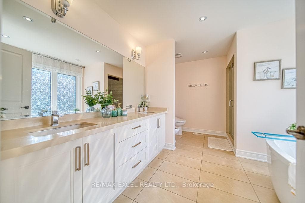 177 Townsgate Drive photo 23