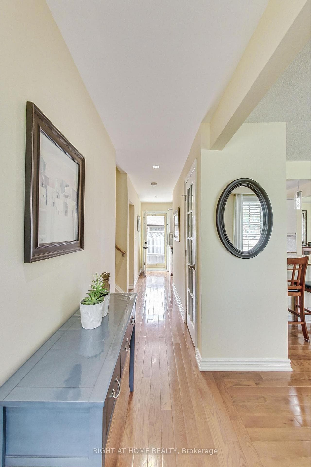 388 Waverly Street photo 6