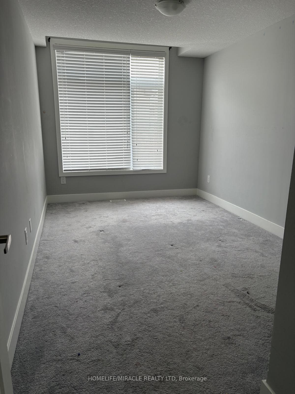 2070 Meadowgate Boulevard Unit 60 photo 14