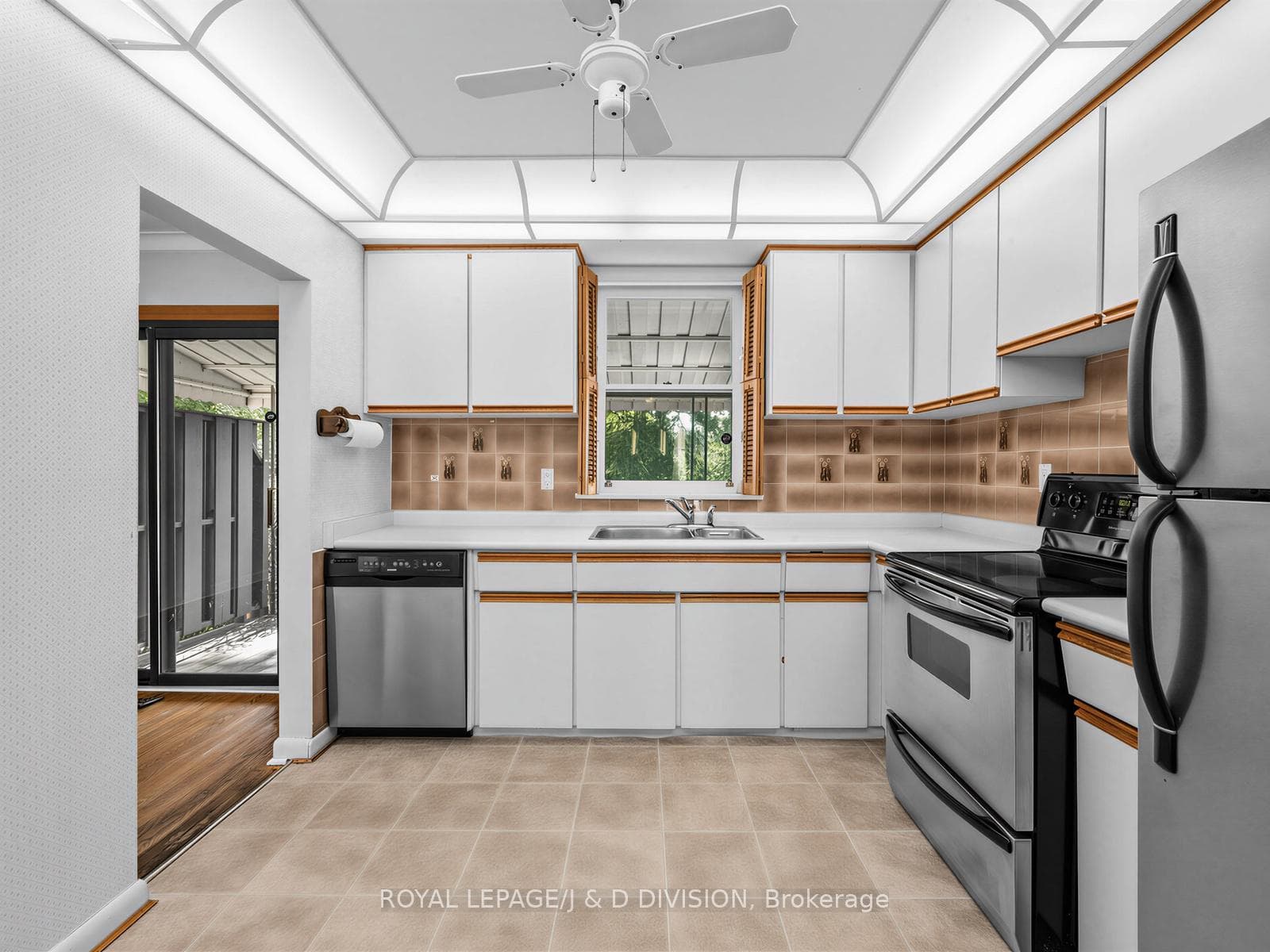 7 Crosby Avenue photo 13