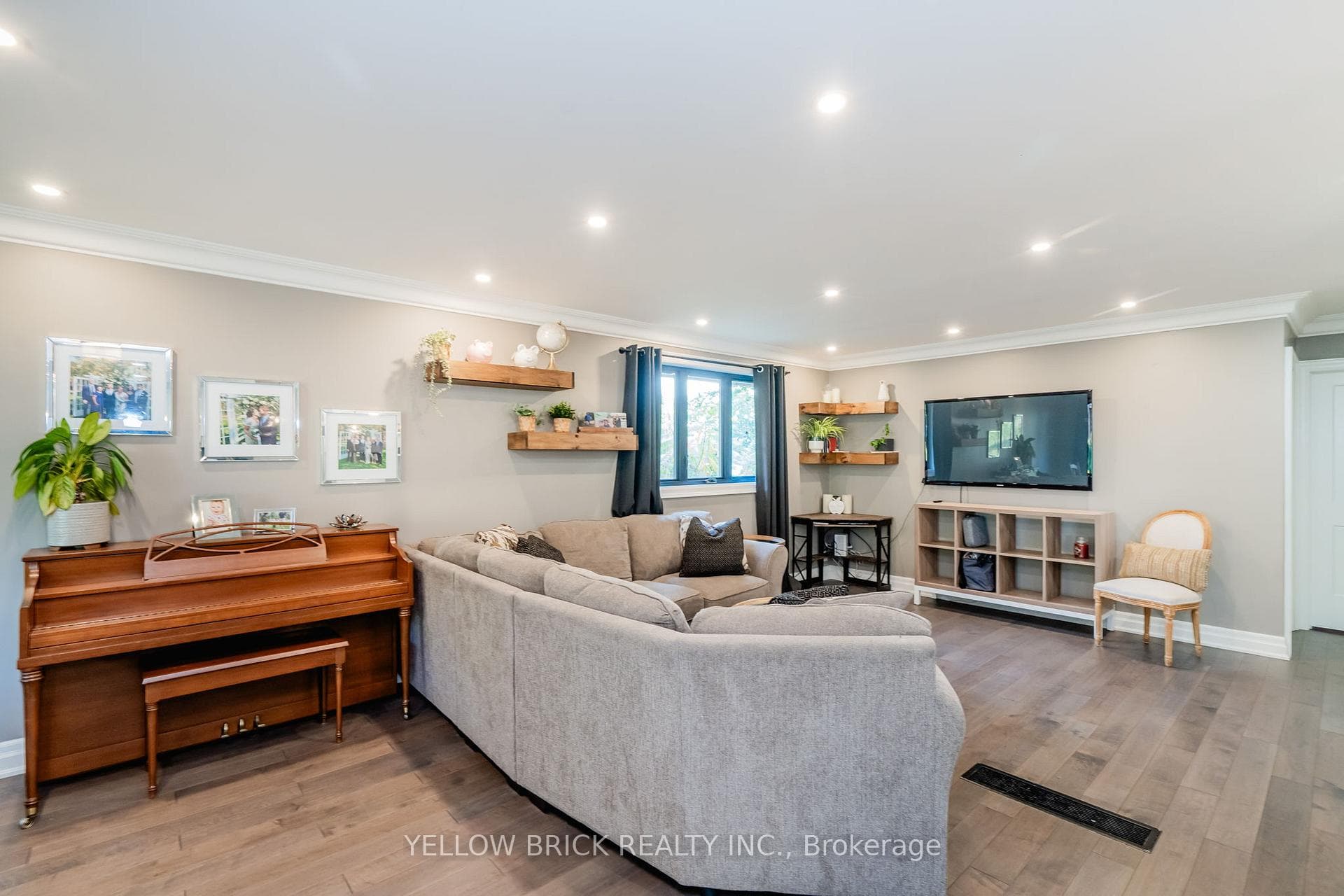 87 Letitia Street photo 14