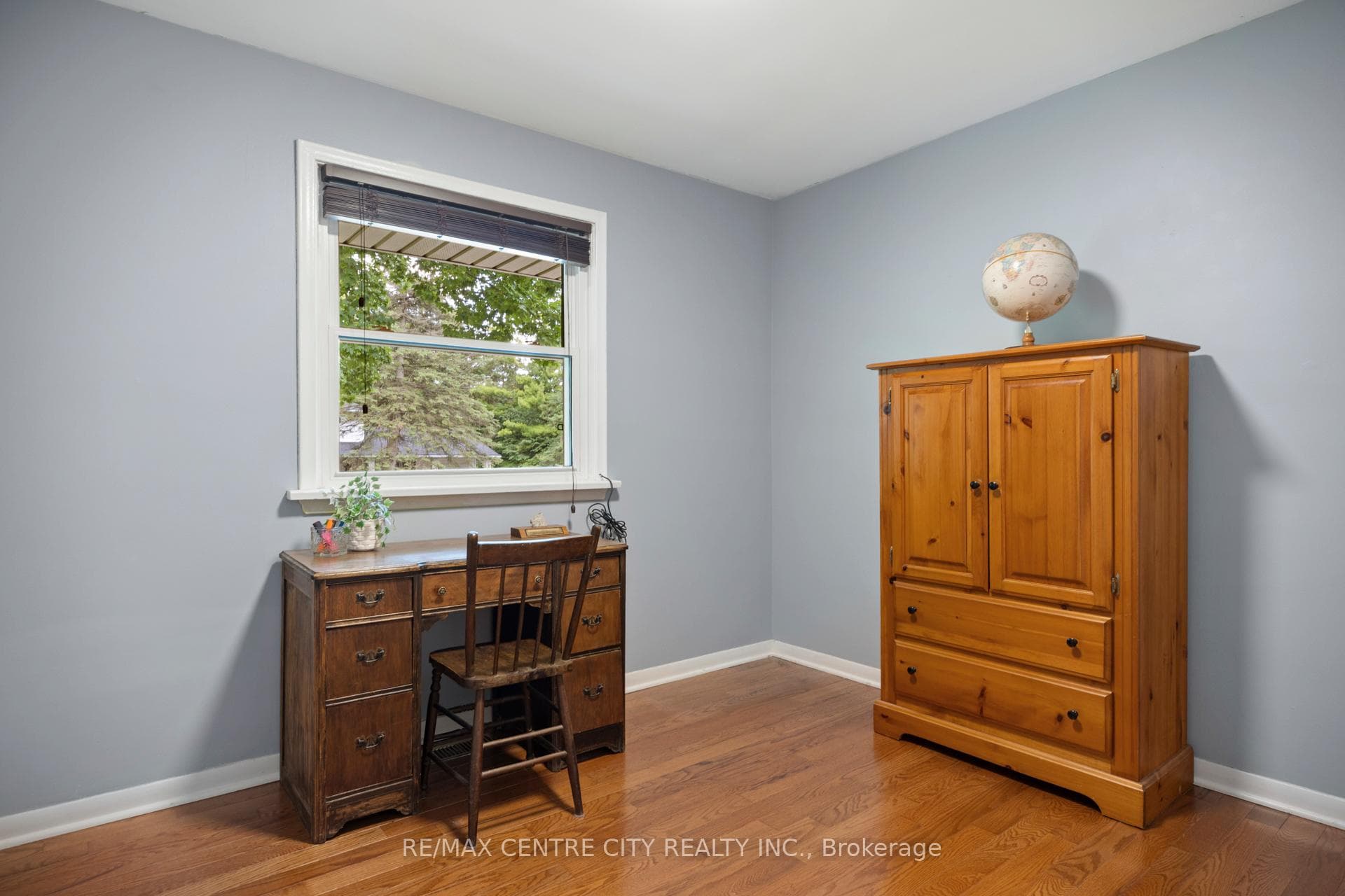 46 Brentwood Crescent photo 19