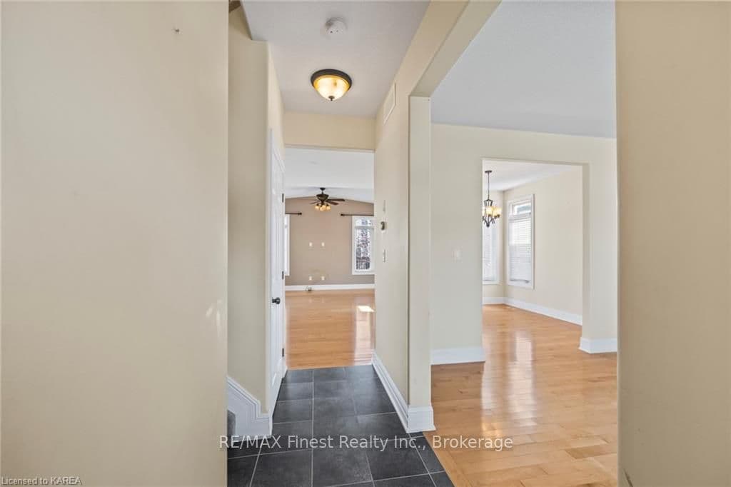 1332 GRACE Avenue photo 7