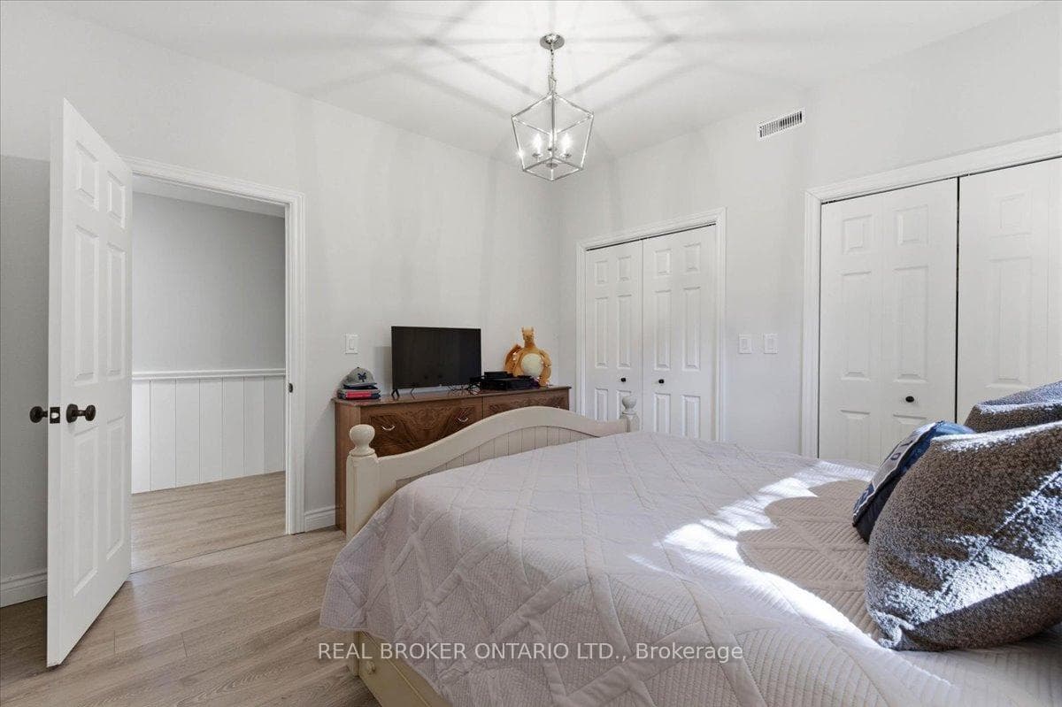 4589 WATSON Road photo 31