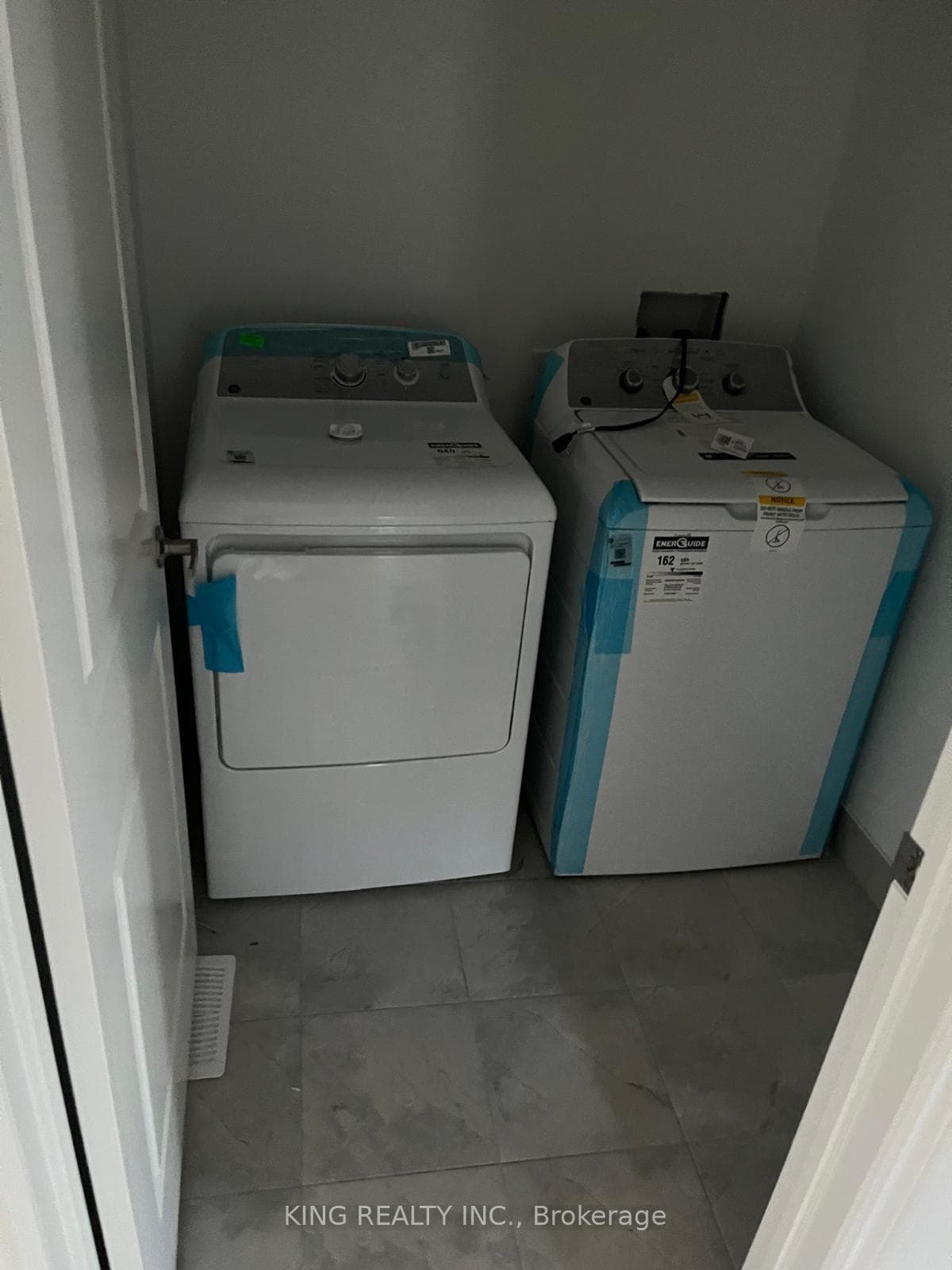 59 Lincoln Drive photo 16