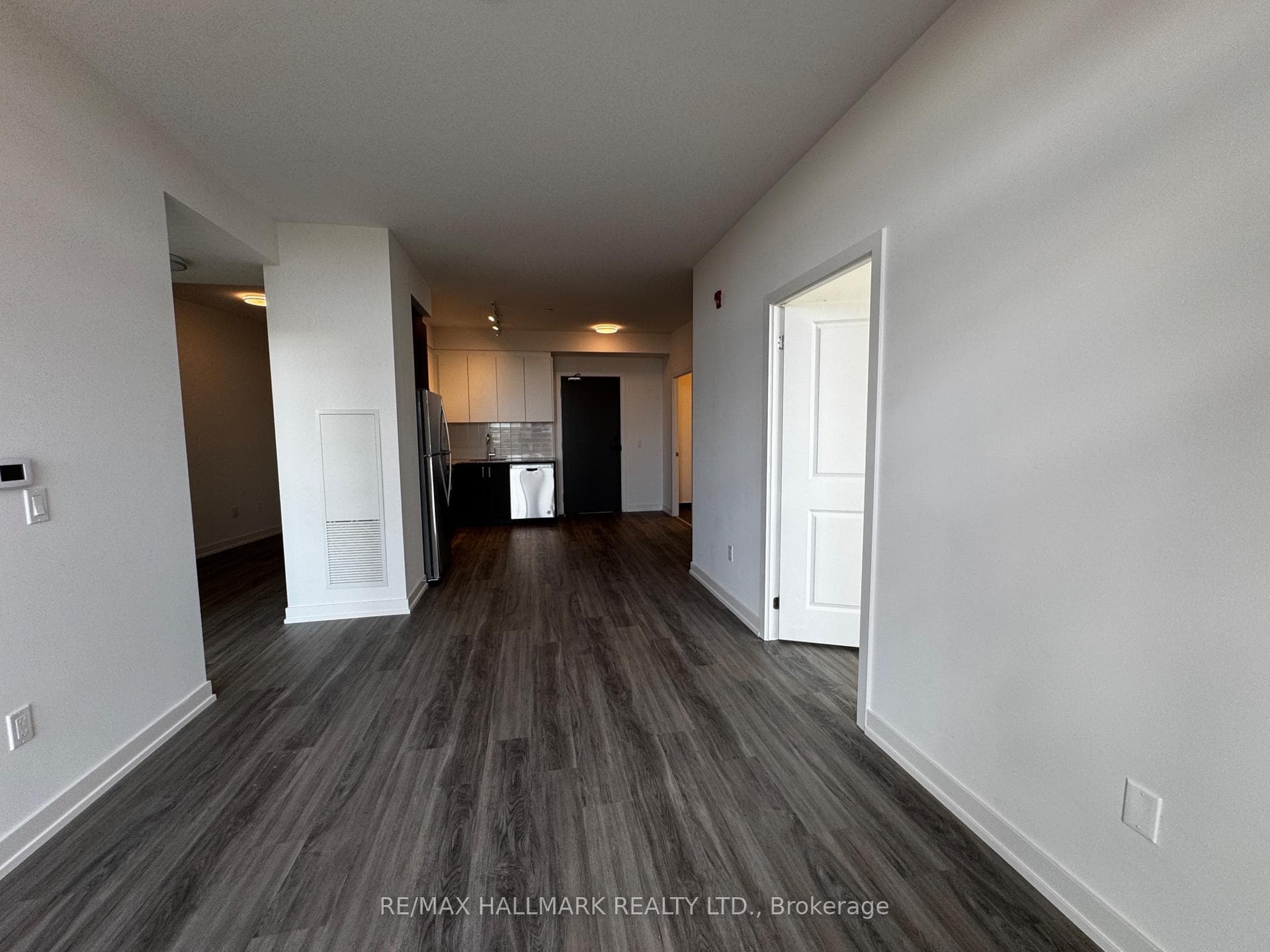 1010 Dundas Street Unit 513 photo 17