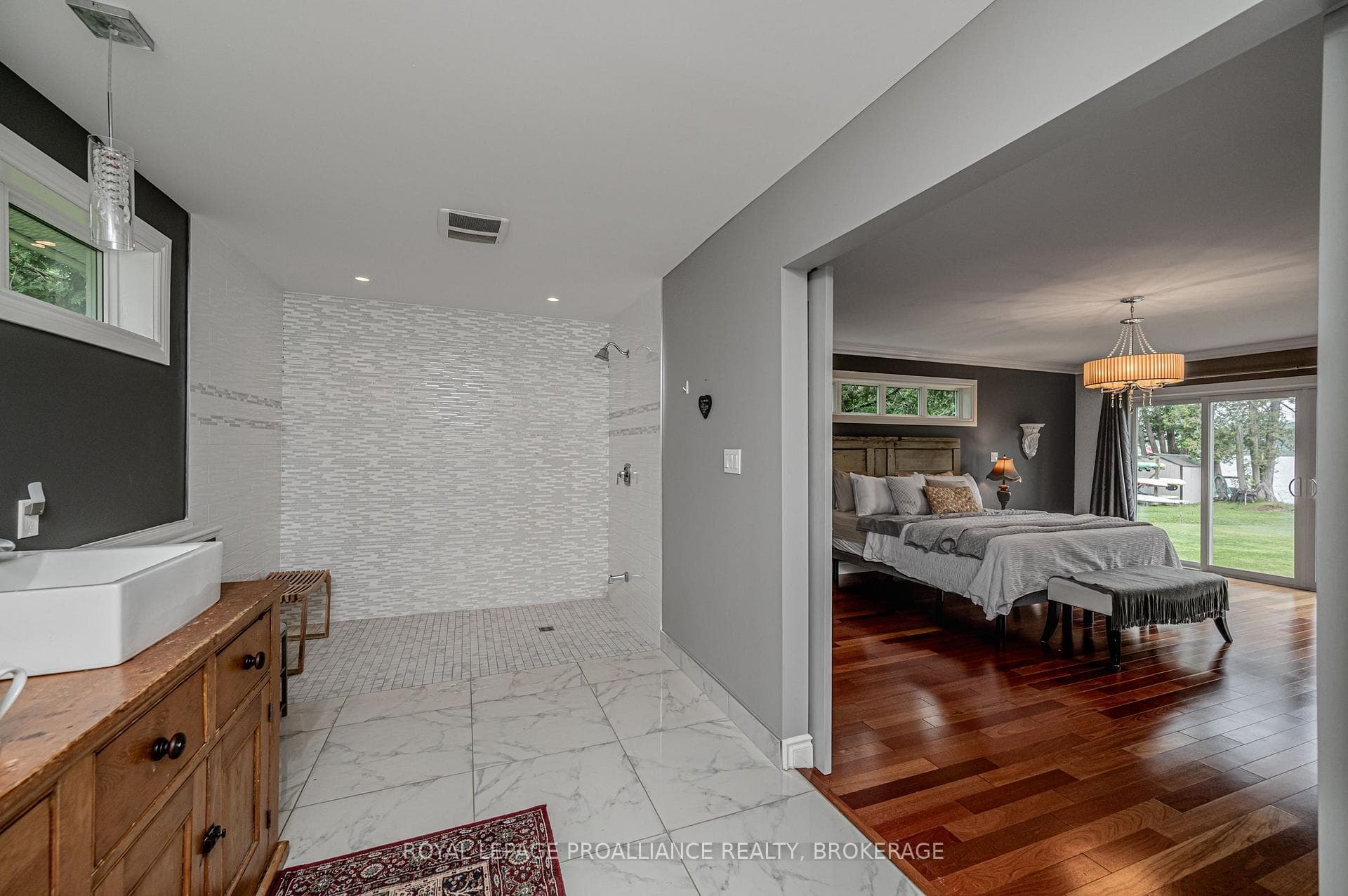 1014 Mulberry Lane photo 18