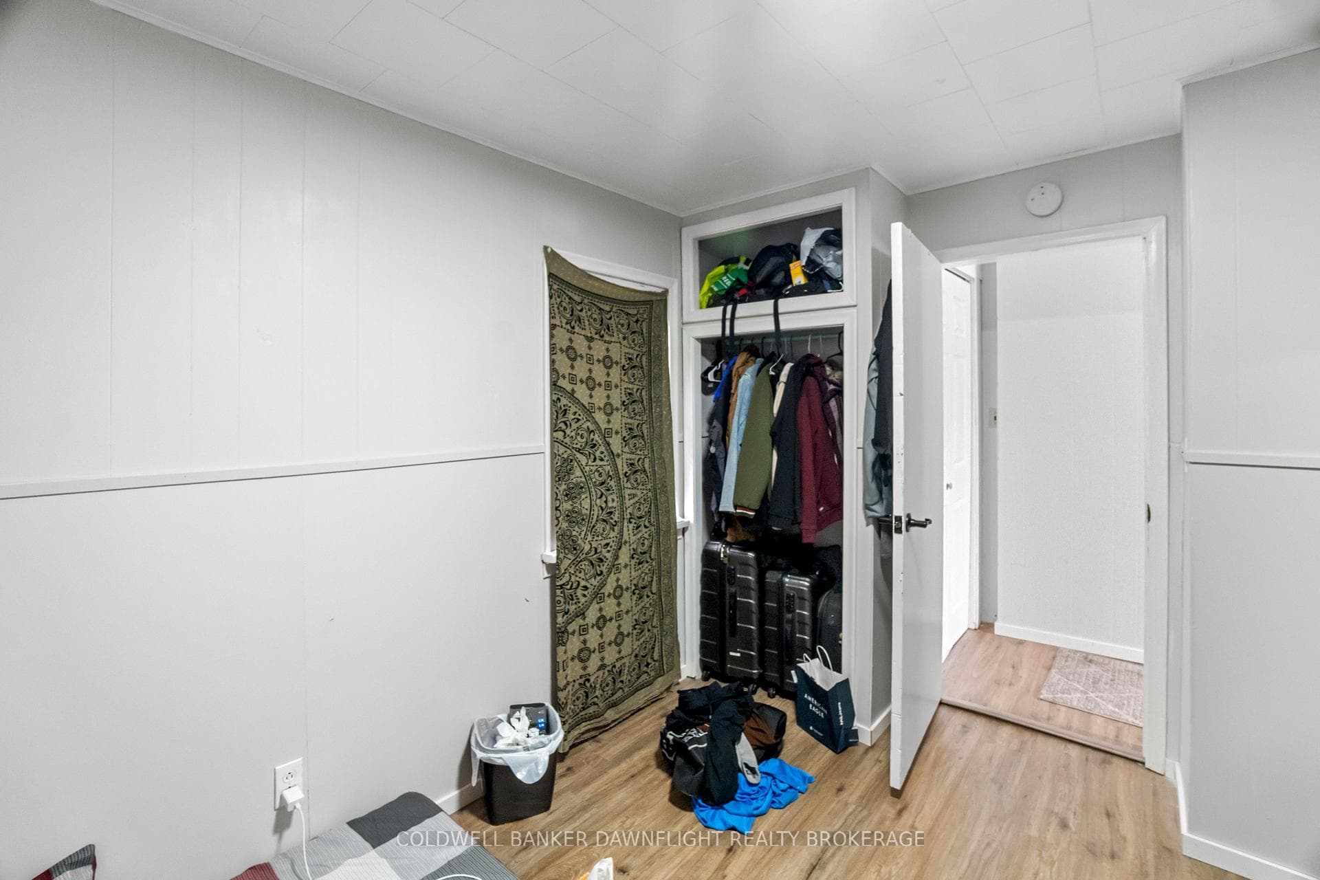 82 LONDON Road photo 13
