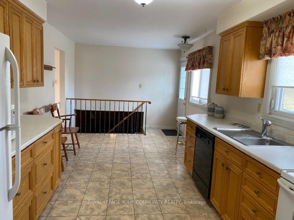 198 Lancaster Avenue photo 5