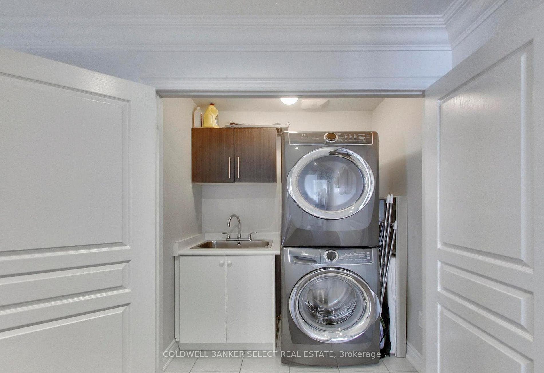 37 Alexie Way photo 19