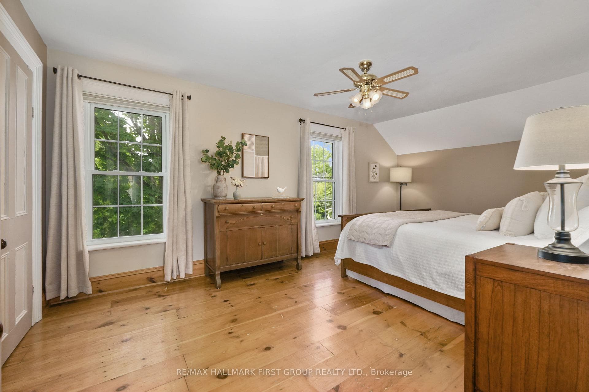 34 Croft Street photo 26