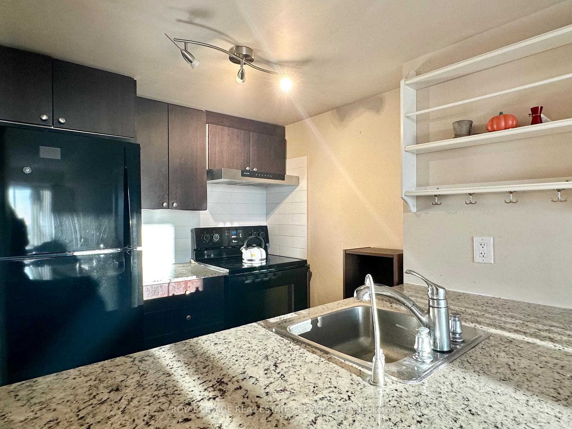 181 Village Green Square Unit 2715 photo 12