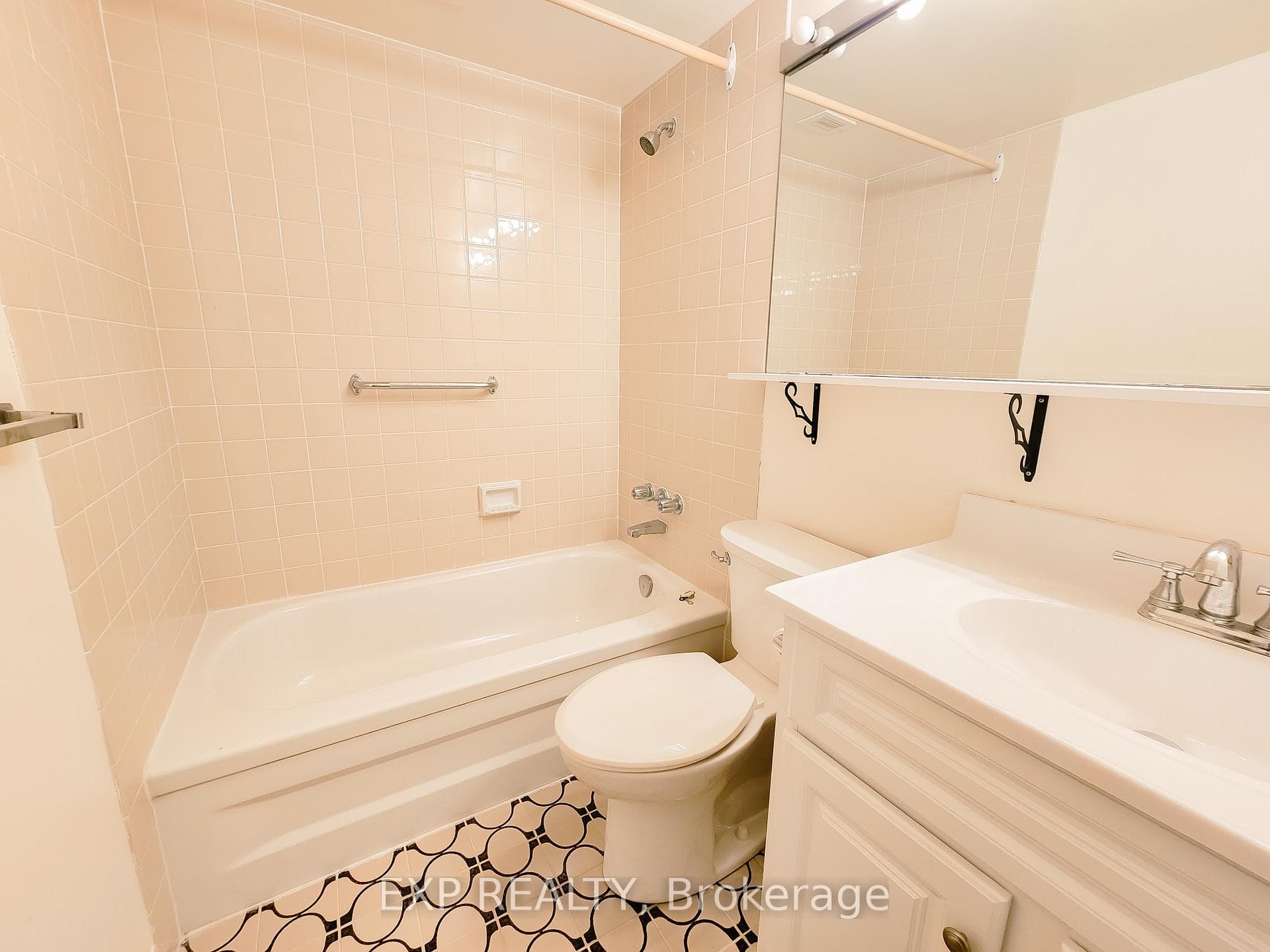 270 Scarlett Road Unit 1704 photo 17