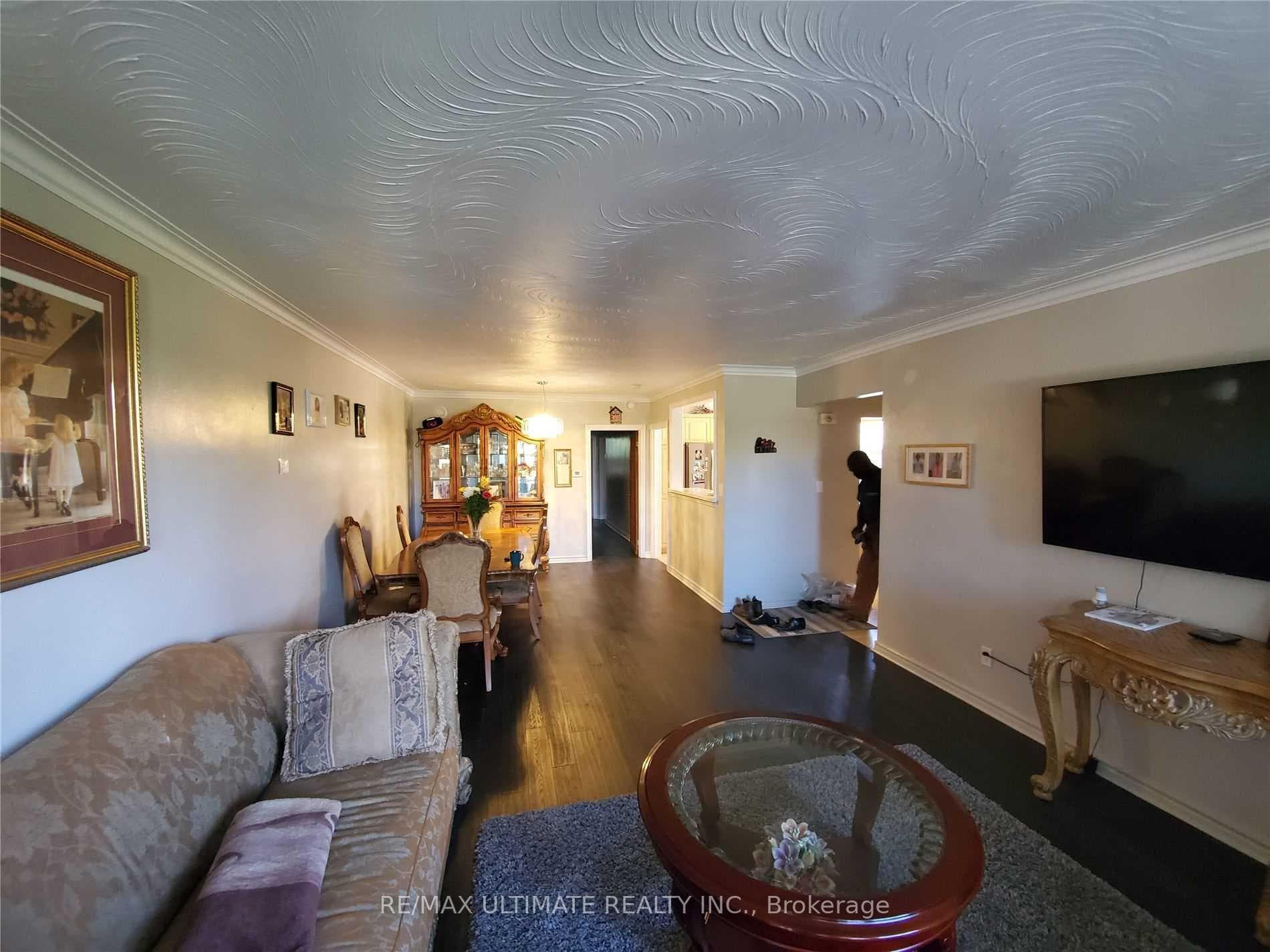 23 Elway Court Unit Main Fl photo 9