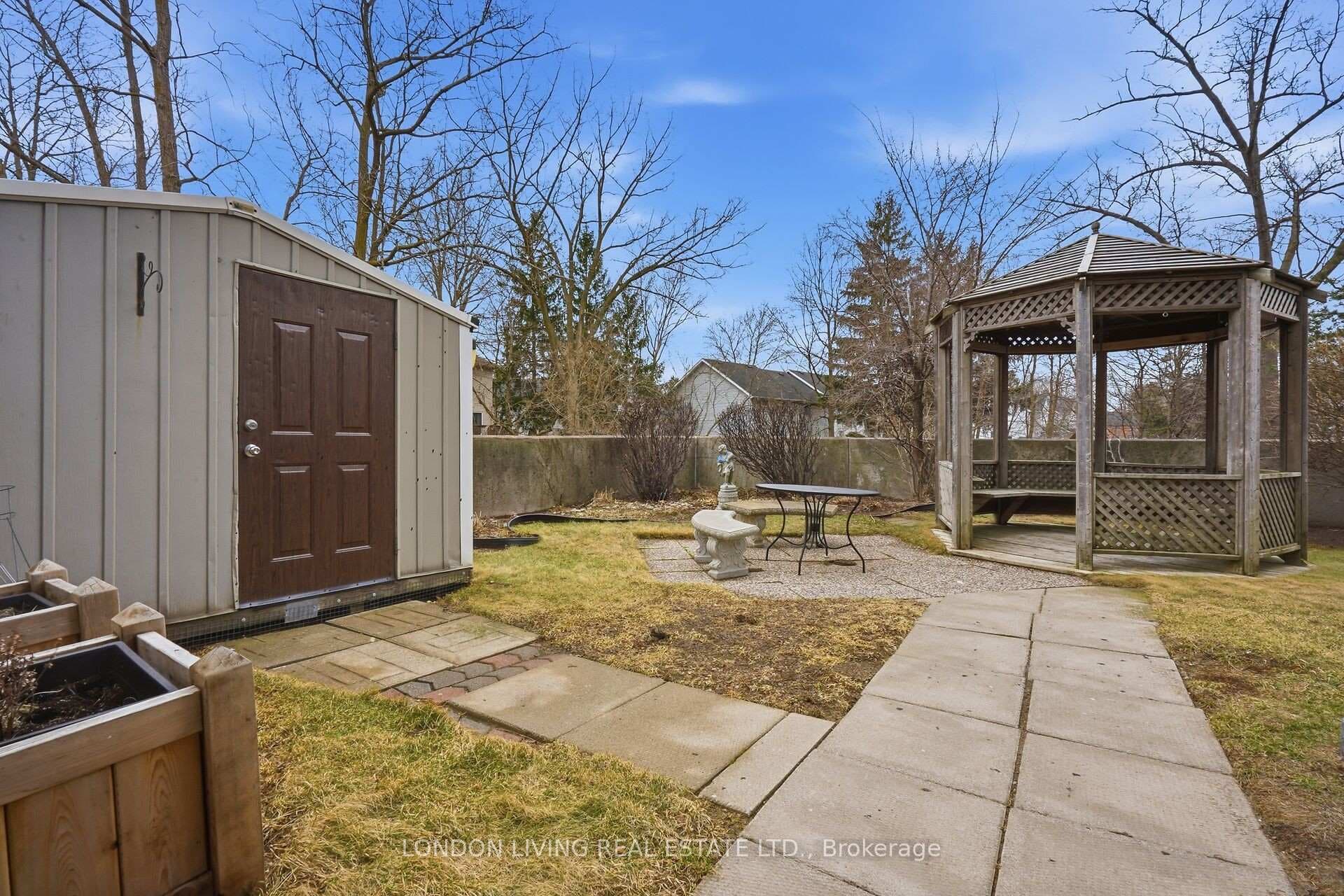 45 Pond Mills Road Unit 709 photo 31