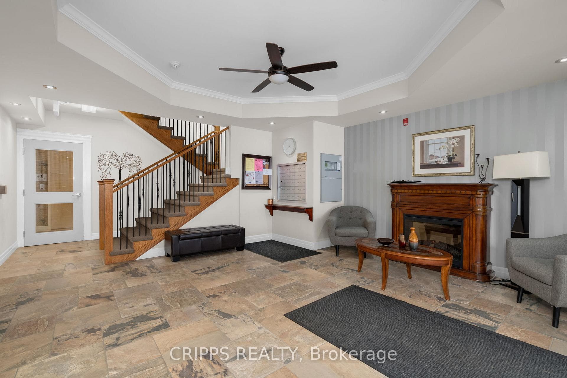 19 Yonge Street Unit 308 photo 4