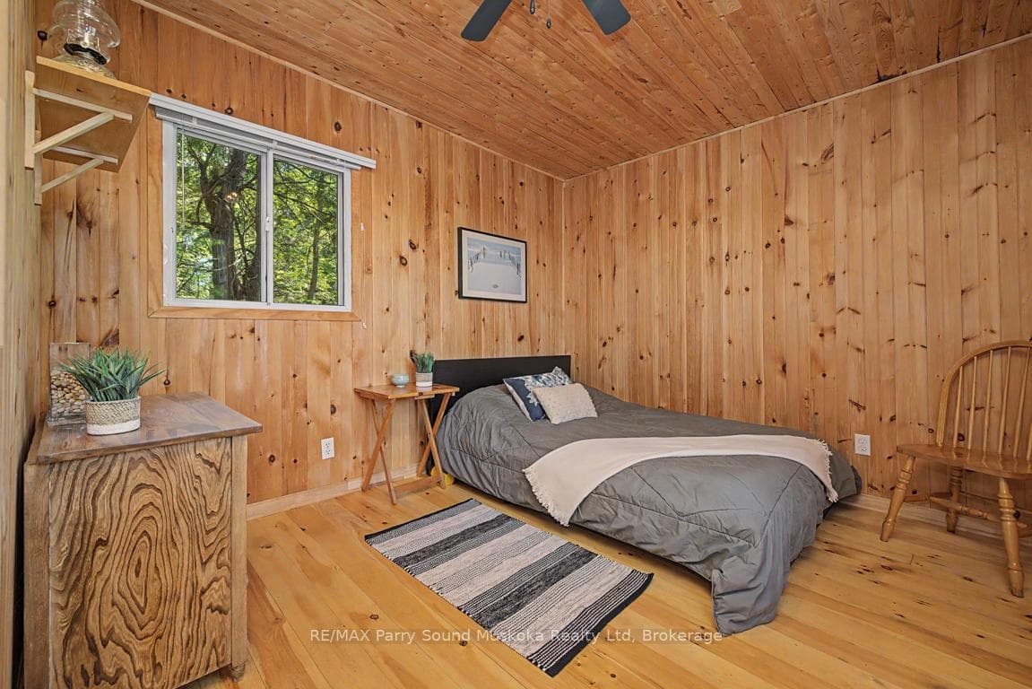 Principal bedroom