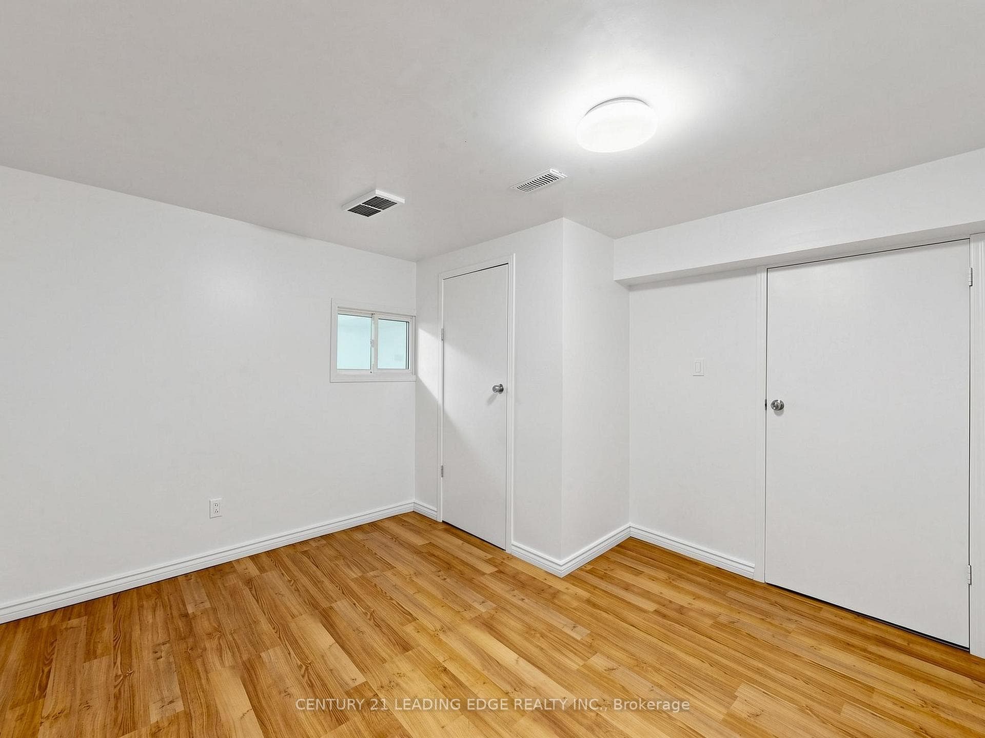 19 Deverill Crescent photo 33