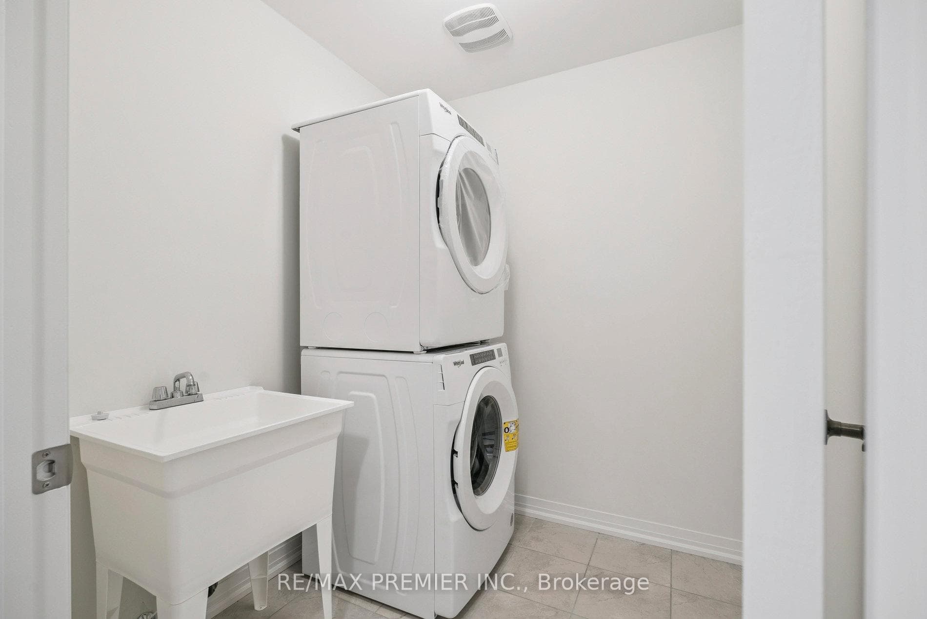 38 Cherry Hill Lane photo 42