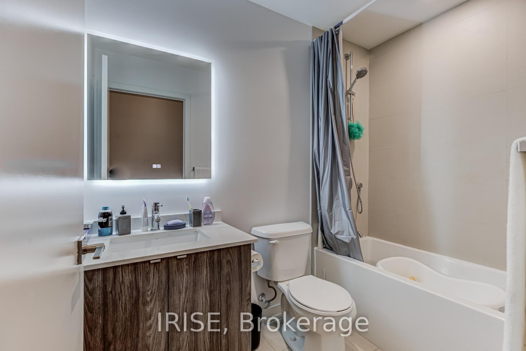 1401 O'connor Drive Unit 415 photo 17