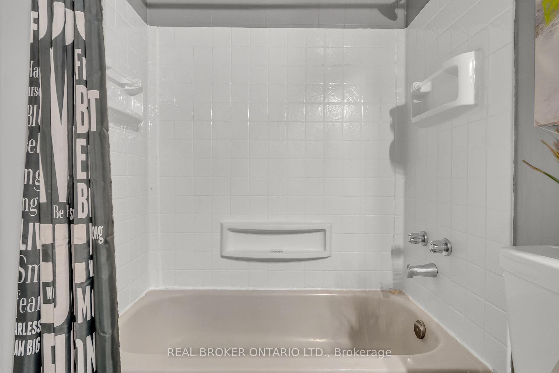 458 Janefield Avenue Unit 122 photo 27