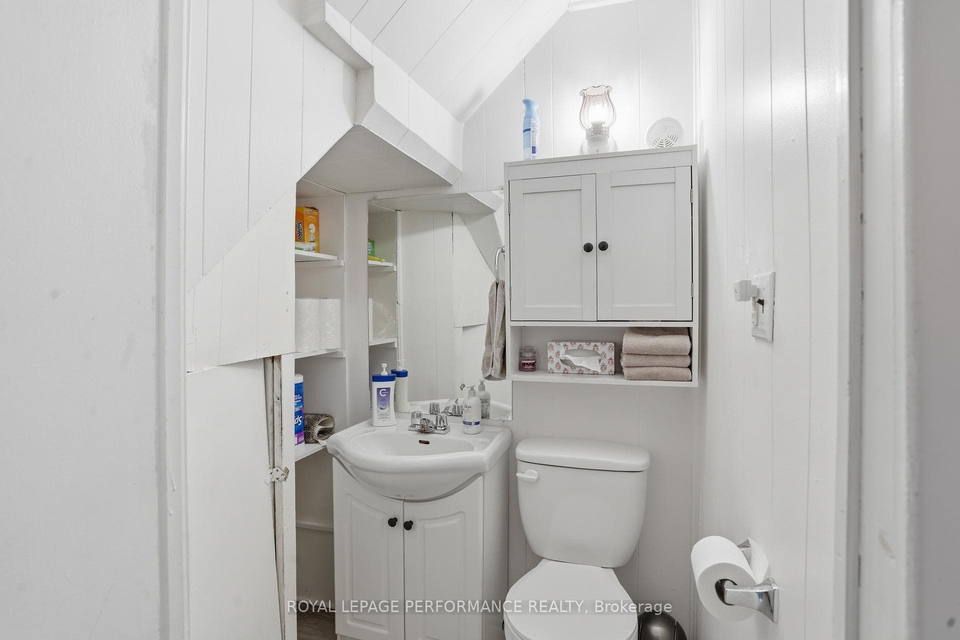 415-417 Higginson Street photo 12