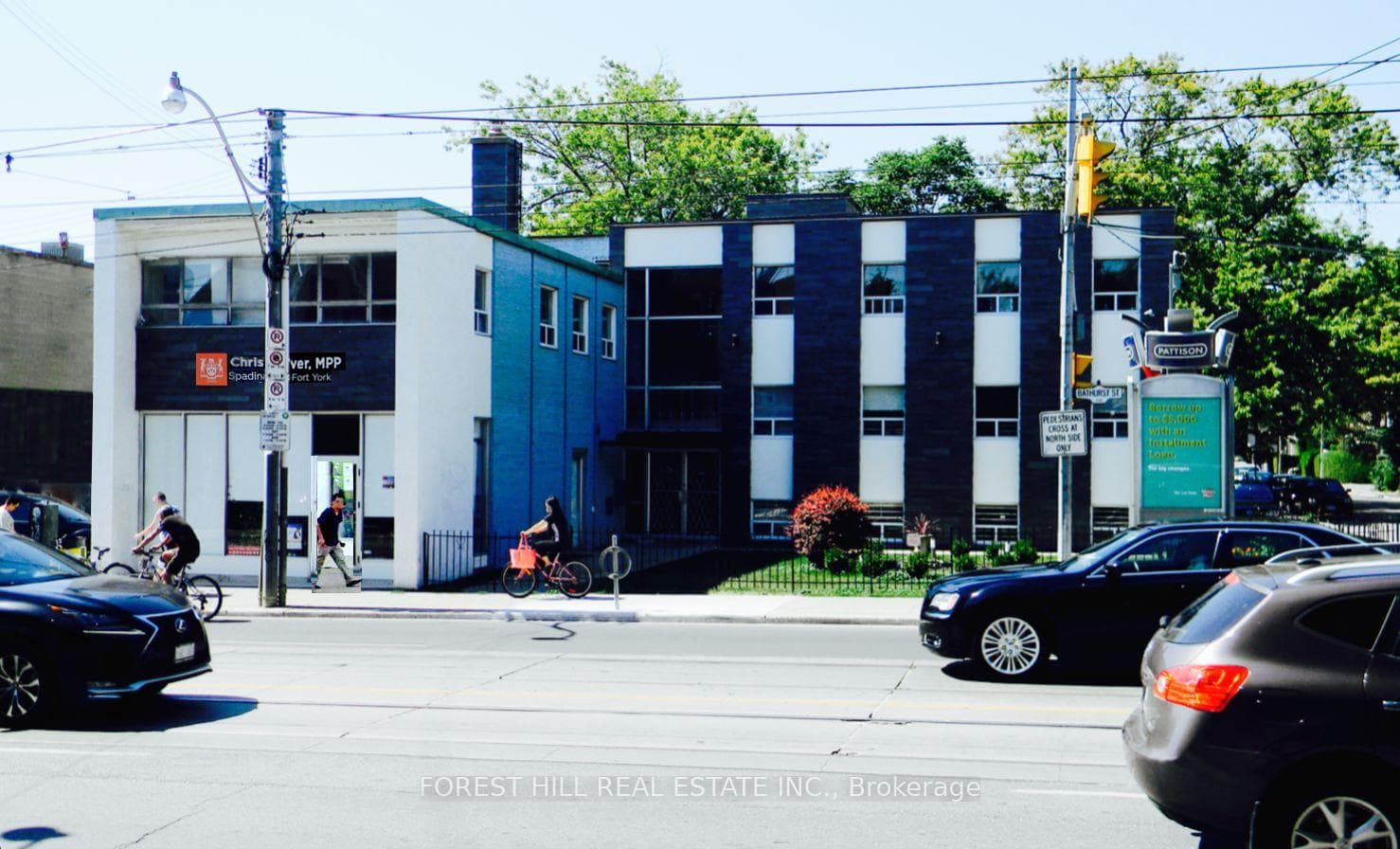 226 Bathurst Street Unit 250 photo 1