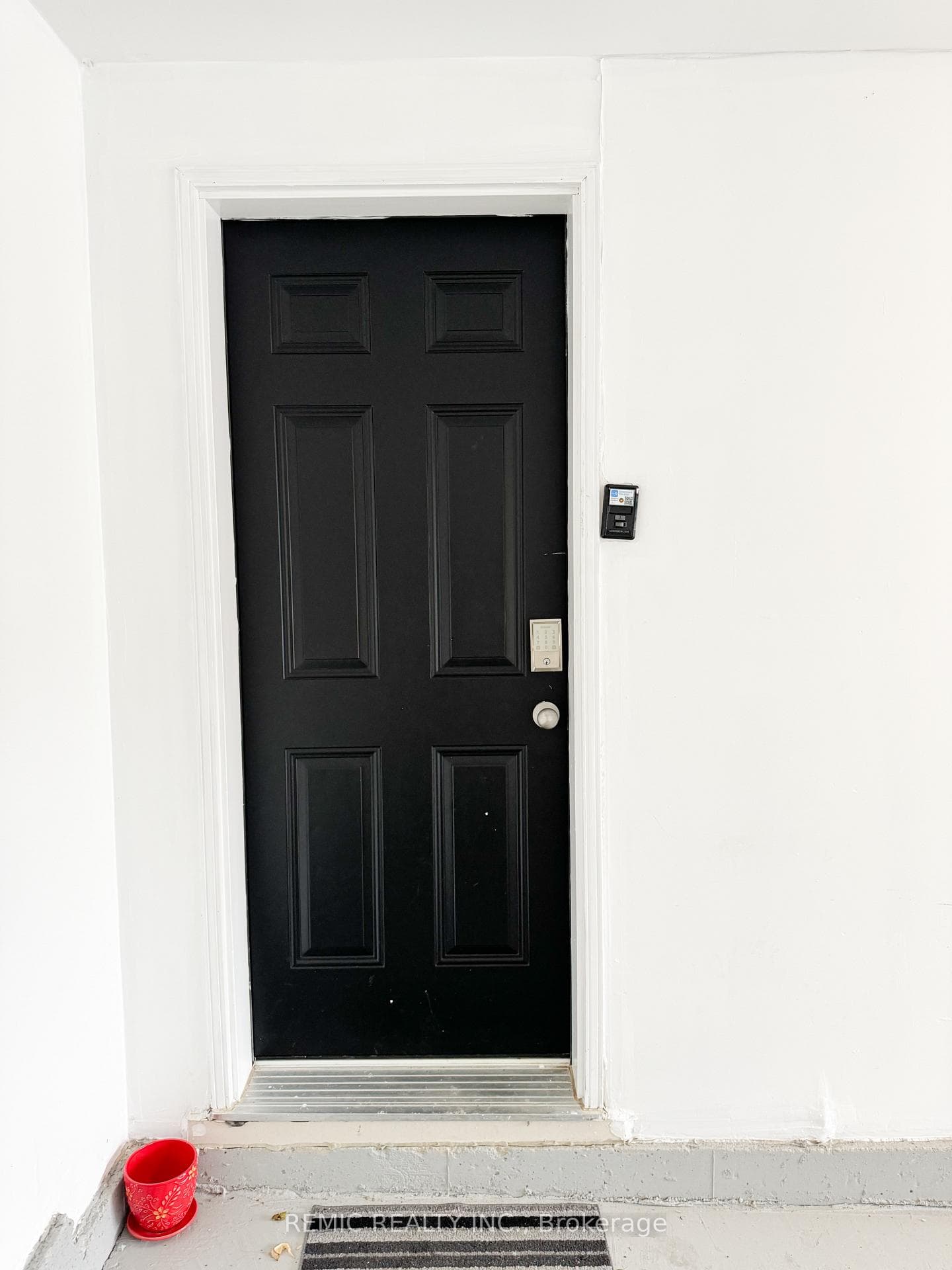 36 Clarington Boulevard photo 31