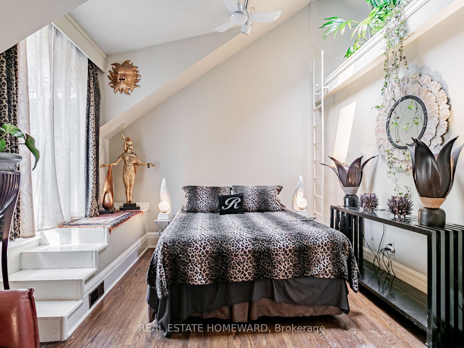 Primary Bdrm