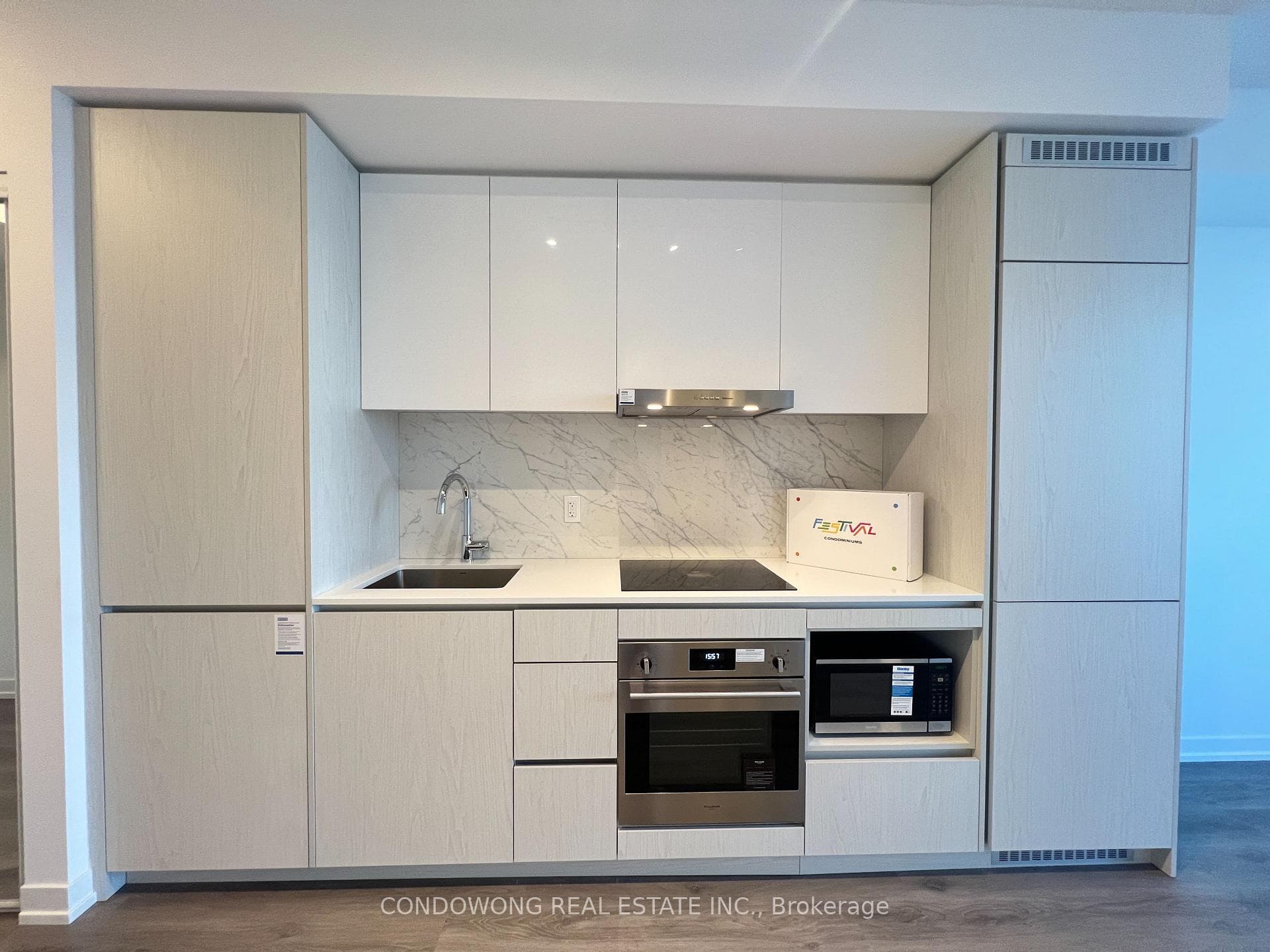 High End Kitchen