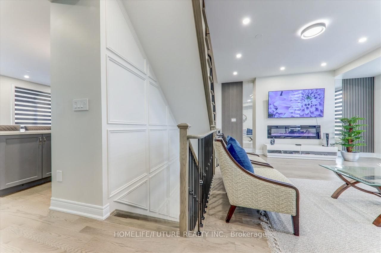 3486 Denison Street photo 18